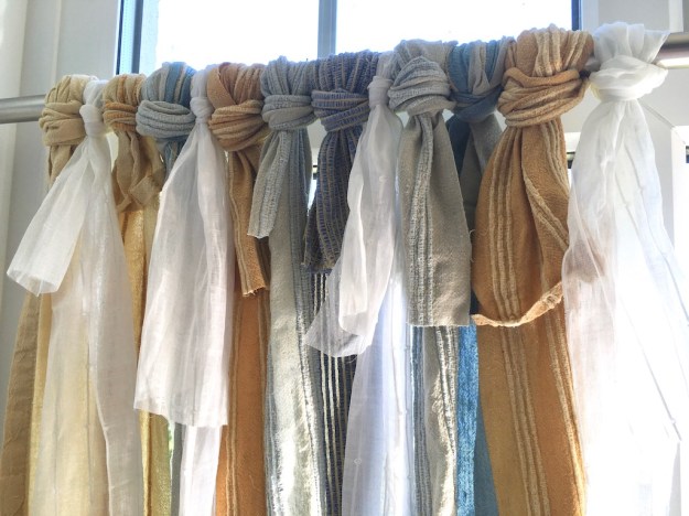 knot-detail-for-gypsy-rag-curtains